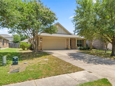 Property photo 2 at 18809 Derby Hill LN - 3 bed 2 bath home