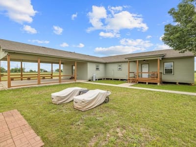 Living area at 1881 County Road 251 - 3 bed 2 bath home