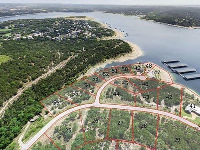 Property photo 5 at 18816 Silver Maple DR - Waterford On Lake Travis Sec 4, Lago Vista, TX