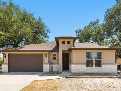 Property photo 2 at 18817 Kelly DR - 3 bed 2 bath home