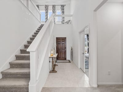 Property photo 4 at 189 Durian LOOP - 4 bed 2 bath home