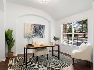 Property photo 2 at 18916 Alnwick Castle DR - 3 bed 2 bath home