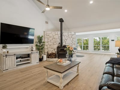 Property photo 4 at 190 Young Ranch RD - 5 bed 3 bath home