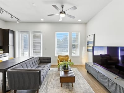 Property photo 4 at 1900 Barton Springs RD Unit #2003 - 1 bed 1 bath home