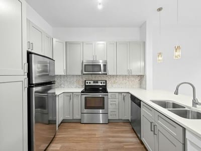 Property photo 2 at 1900 Barton Springs RD Unit #2021 - 1 bed 1 bath home