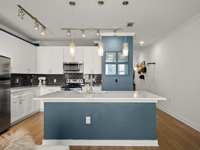Primary bedroom at 1900 Barton Springs Rd Unit #3038 - 1 bed 1 bath home