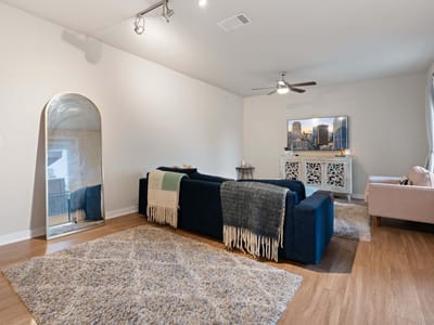 Property photo 5 at 1900 Barton Springs RD Unit #5031 - 2 bed 1 bath home