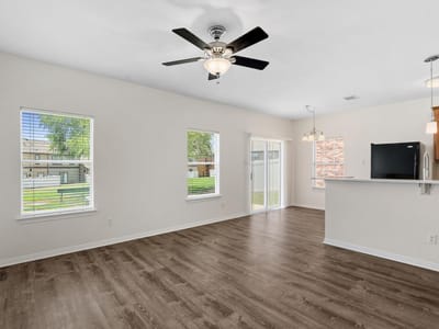 Photo 4 of 34 at 1900 Little Elm TRL Unit #78 - 3 bed 2 bath home
