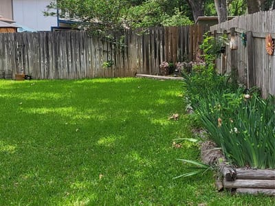 Property photo 2 at 1900 Old Mill RD - 2 bed 2 bath home