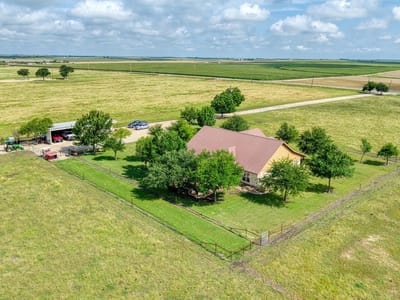 Property photo 5 at 19000 Fm 971 - 3 bed 2 bath home