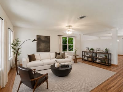 Property photo 3 at 1901 Carriage Hills TRL - 3 bed 2 bath home
