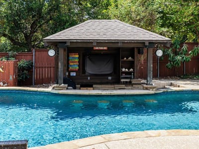 Property photo 3 at 1901 Meandering Meadows DR - 5 bed 2 bath home