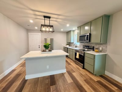 Living area at 1902 N Fannin Ave - 3 bed 2 bath home