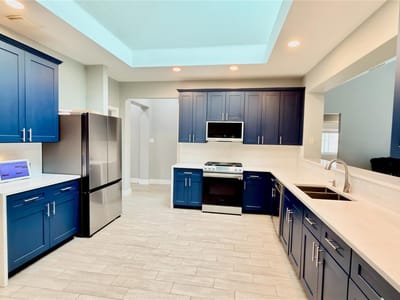 Living area at 1902 Overland DR - 4 bed 2 bath home