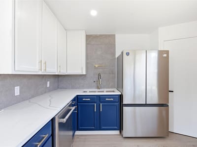 Property photo 3 at 1902 Whitebead TRL - 3 bed 2 bath home