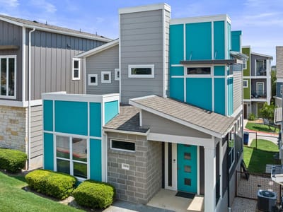 Property photo 2 at 1904 Cleese DR Unit #172 - 2 bed 2 bath home