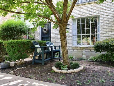 Living area at 1904 Rosetti DR Unit #109 - 3 bed 2 bath home