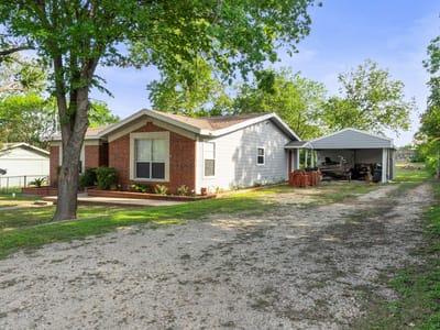Kitchen at 1905 Bissel LN - 3 bed 2 bath home