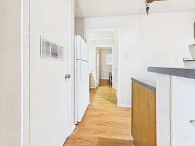 Property photo 4 at 1905 San Gabriel ST Unit #206 - 2 bed 1 bath home