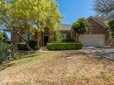 Kitchen at 1906 Holly Hill Dr - 4 bed 2 bath home
