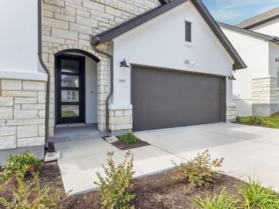 Living area at 1909 Varese PATH - 4 bed 3 bath home