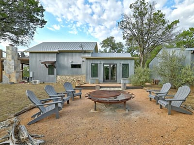 Property photo 4 at 1910 Sandy Point RD - 2 bed 1 bath home