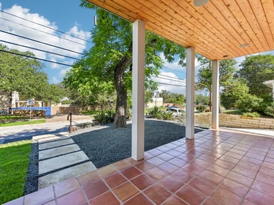Property photo 3 at 1915 Brackenridge ST - 4 bed 3 bath home
