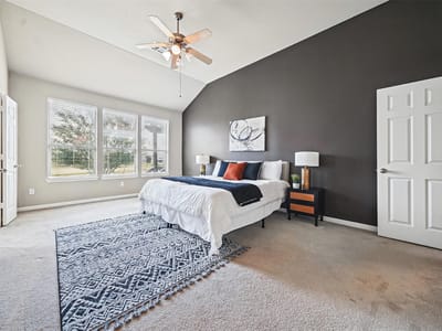Photo 3 of 35 at 1915 Kempwood LOOP - 3 bed 2 bath home