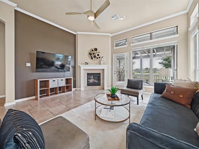 Photo 4 of 35 at 1915 Kempwood LOOP - 3 bed 2 bath home