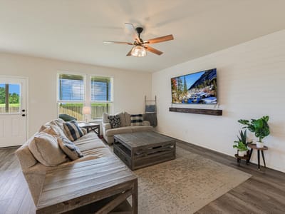 Primary bedroom at 1915 T H Johnson DR - 3 bed 2 bath home