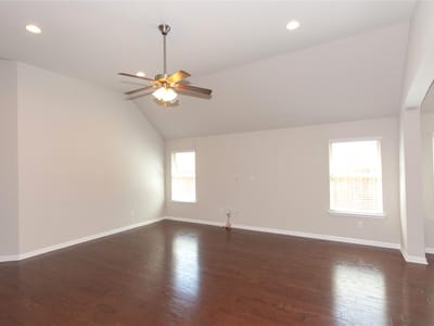 Property photo 5 at 1916 Bobbywoods LN - 5 bed 3 bath home