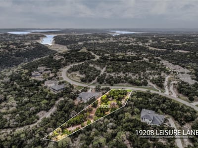 Living area at 19208 Leisure LN - The Hollows Phase 2, Jonestown, TX
