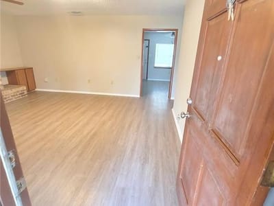 Living area at 19219 Hog Eye Rd - JENNINGS, Manor, TX
