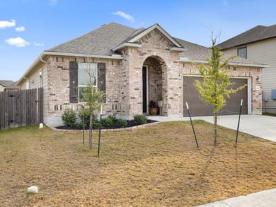 Kitchen at 1926 Dragonfly Loop - 3 bed 2 bath home