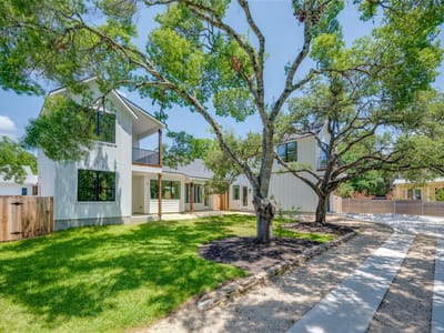 Living area at 1928 Miles Ave Unit #2 - 3 bed 3 bath home