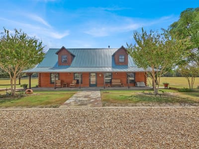 Photo 4 of 40 at 1930 County Road 361 - 4 bed 3 bath home