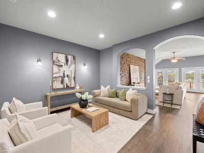Living area at 19316 Wearyall Hill LN - 3 bed 2 bath home