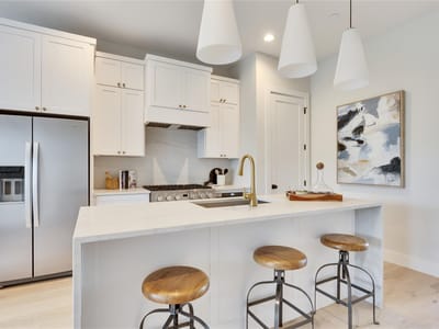 Photo 5 of 40 at 1937 E 38th 1/2 ST Unit #A - 3 bed 3 bath home
