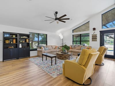 Primary bedroom at 1940  Williams Lakeshore Dr - 6 bed 4 bath home