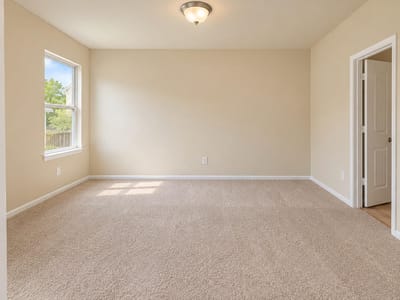 Photo 4 of 8 at 19412 Great Falls DR - 3 bed 2 bath home