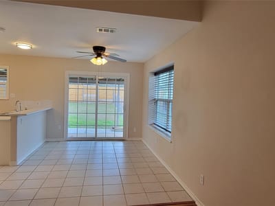 Property photo 3 at 195 Cardinal DR - 3 bed 2 bath home
