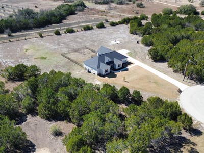 Living area at 195 Rosebud Ranch Rd - 4 bed 2 bath home