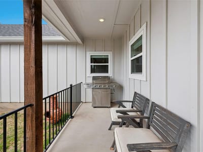 Kitchen at 195 Rosebud Ranch Rd - 4 bed 2 bath home