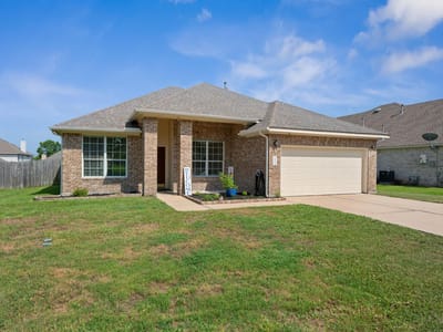 Living area at 19609 Vilamoura ST - 4 bed 2 bath home