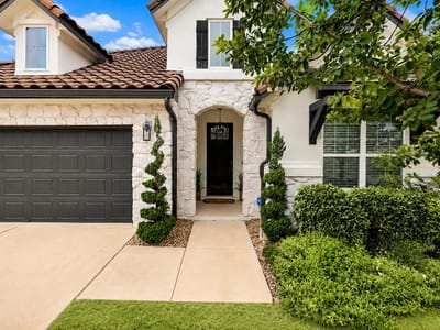 Living area at 19618 Summit Glory TRL Unit #5 - 4 bed 3 bath home