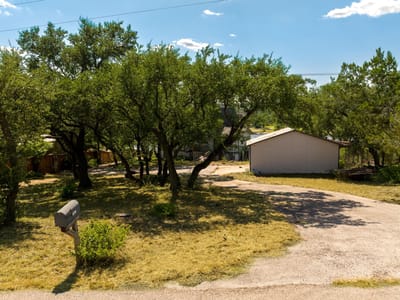 Living area at 19625 Lakehurst LOOP - Lakehurst Resub, Spicewood, TX