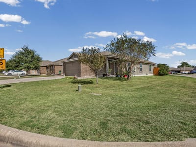 Photo 2 of 24 at 197 Talon DR - 3 bed 2 bath home