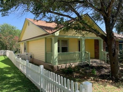 Property photo 3 at 198 Hogan - 3 bed 2 bath home