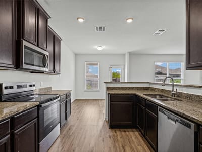 Property photo 4 at 19812 Hubert R Humphrey RD - 4 bed 2 bath home