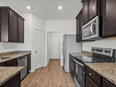 Property photo 5 at 19812 Hubert R Humphrey RD - 4 bed 2 bath home